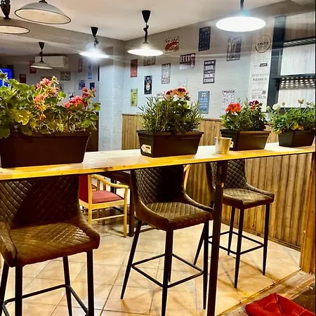 Loft Apart&hostal Hostel Lloret de Mar