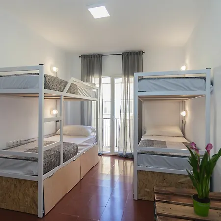 Loft Apart&hostal Hostel Lloret de Mar