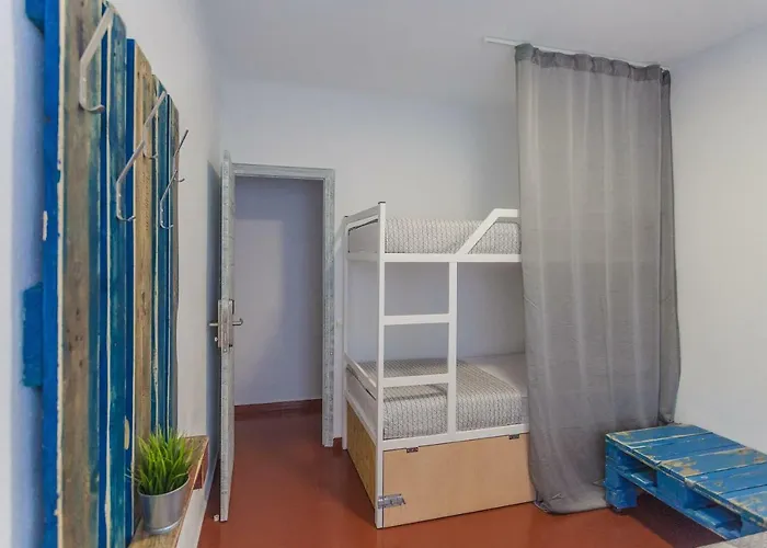 Loft Apart&hostal Vandrarhem Lloret de Mar