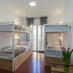 Loft Apart&hostal Hostel Lloret de Mar