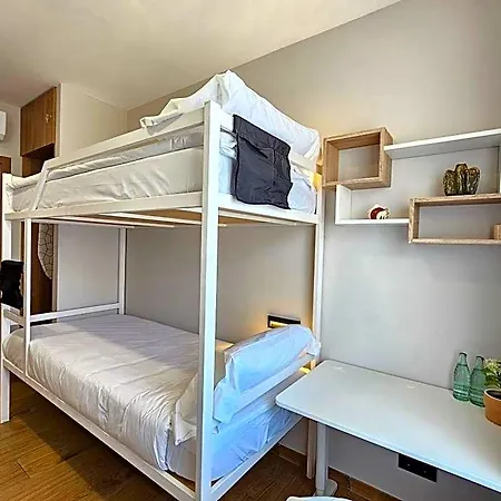 Loft Apart&hostal Lloret de Mar