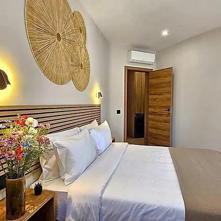 Loft Apart&hostal Lloret de Mar
