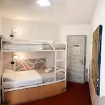 Хостел Loft Apart&hostal Льорет-де-Мар